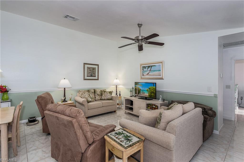 ROYAL WOODS - Residential