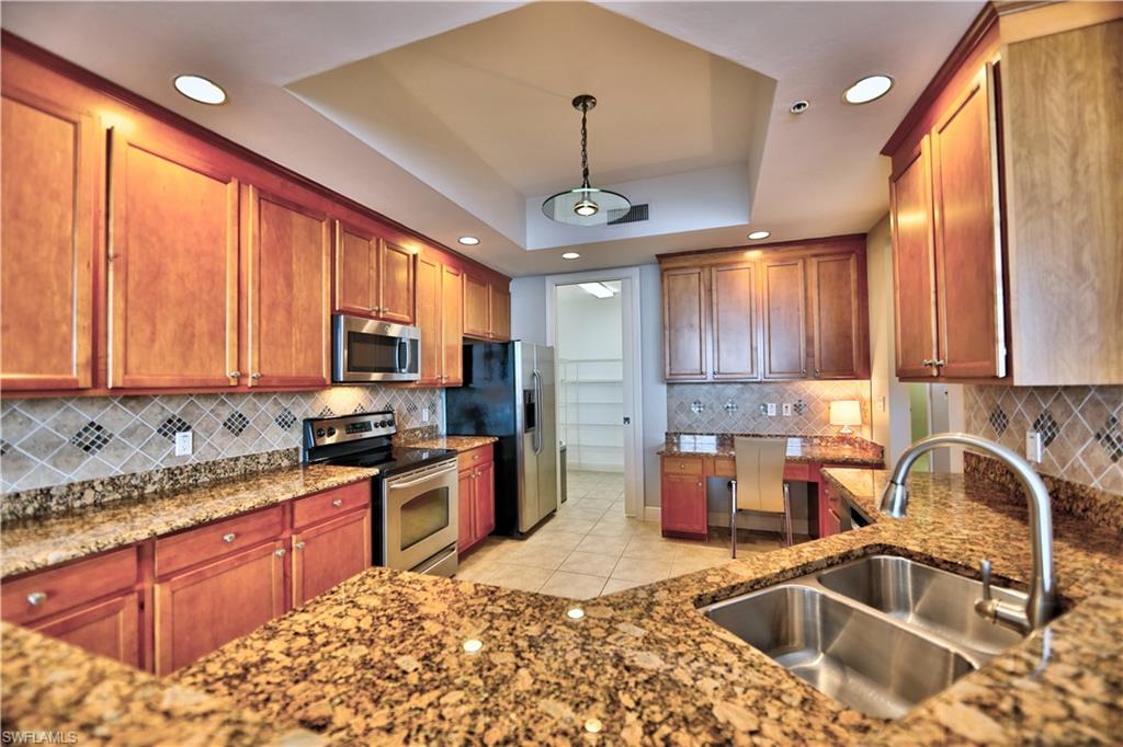 HIGH POINT PLACE - Residential Lease