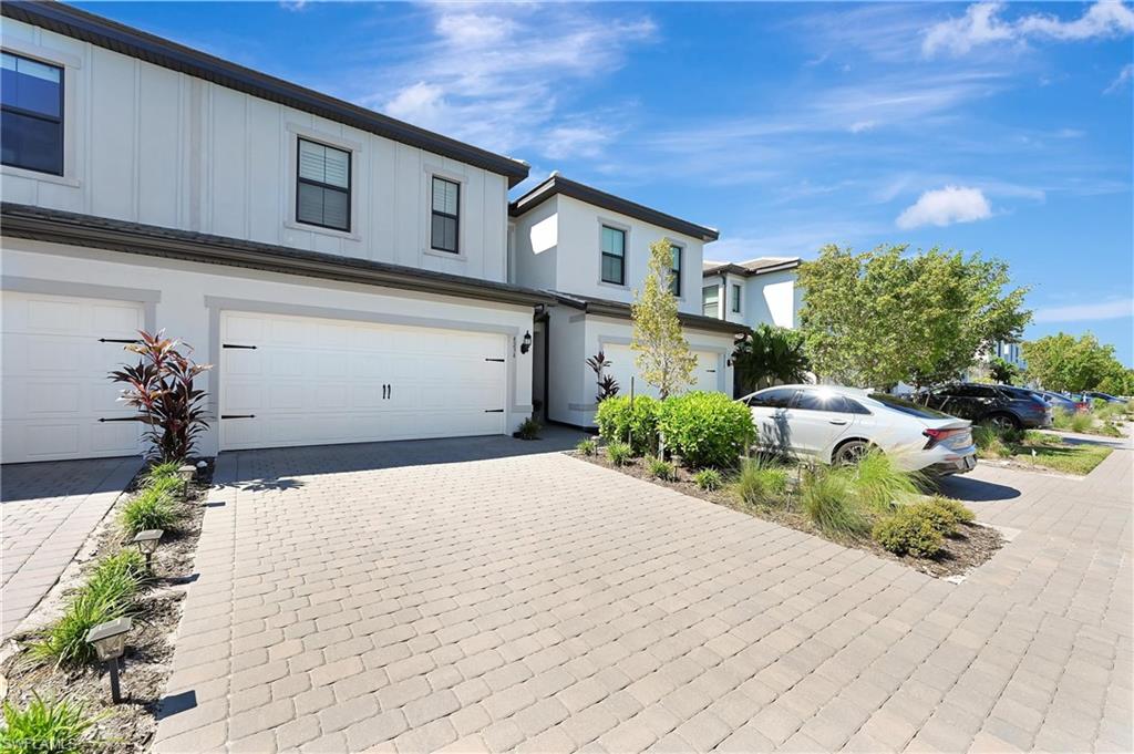 4234 Sonoma Oaks CIR