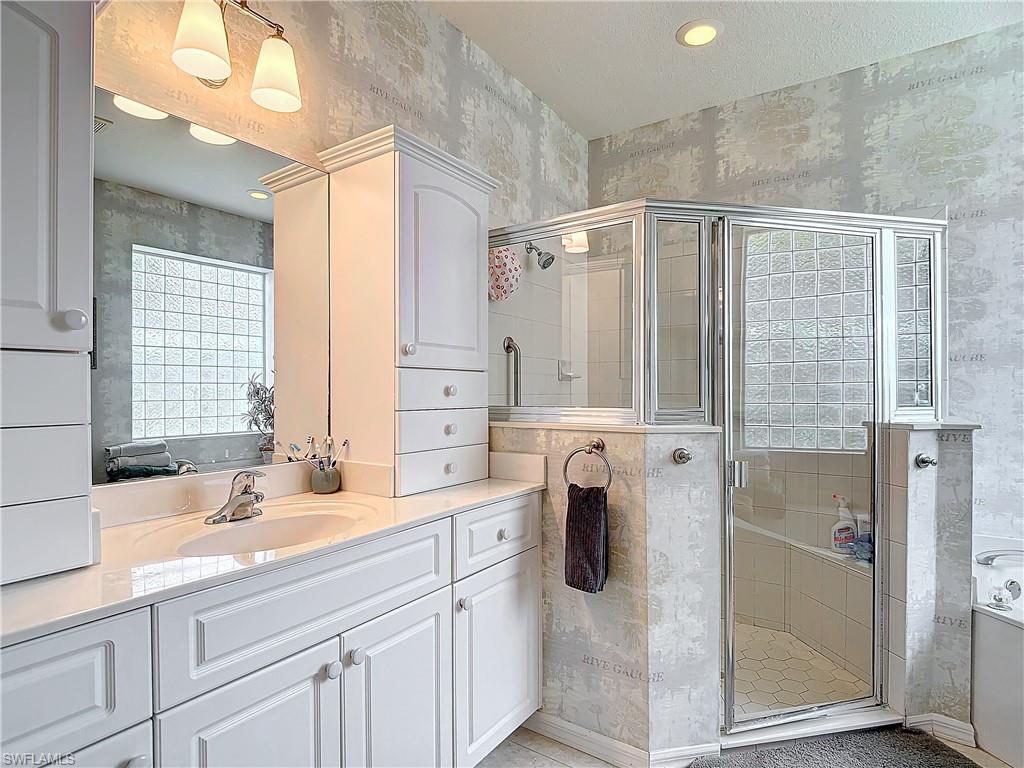 HERONS GLEN - Residential