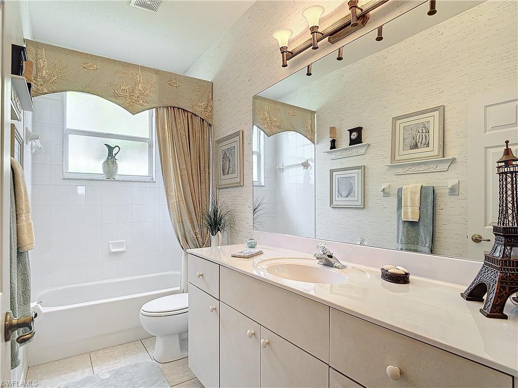 HERONS GLEN - Residential