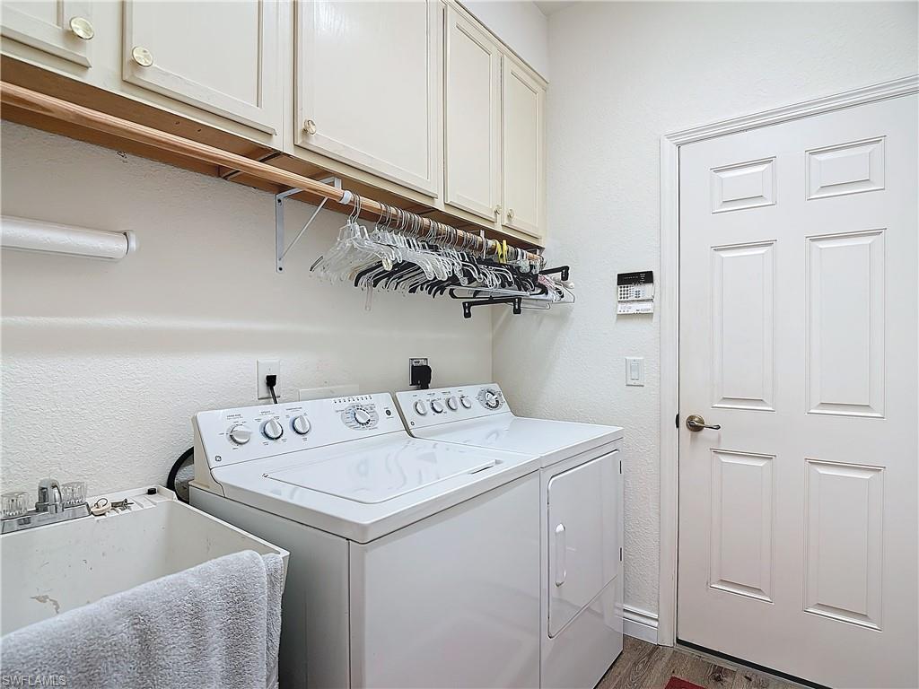 HERONS GLEN - Residential