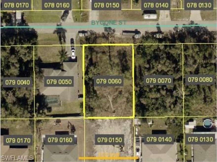 Great lot to build your dream home or to purchase as an investment. Very good location, close to shopping, restaurants, I-75 and the RSW airport. Make your offer today!