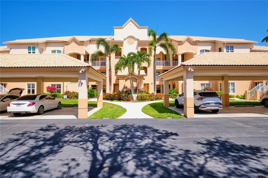 2 Bedroom 2 Bath condo in the Golf Village of Lexington Country Club. Beautiful lake view overlooking the signature 13th island green. Sunset views from the lanai.  Short walk to the clubhouse and cart barn. Loaded with upgrades.  Selling fully furnished "Turnkey".