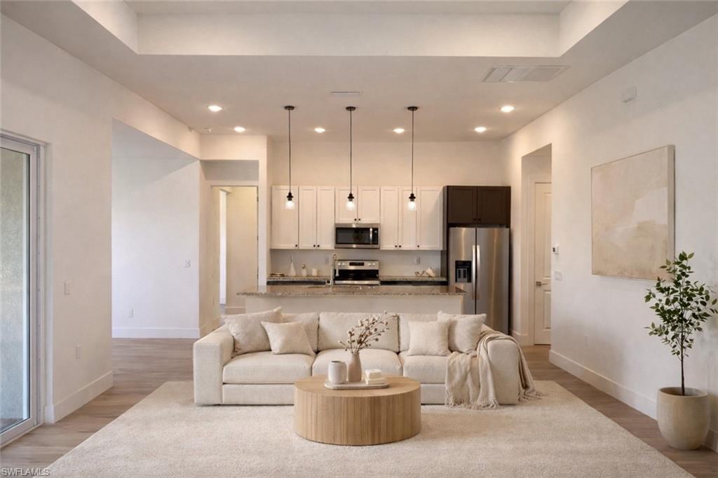 CAPE CORAL - Residential Lease