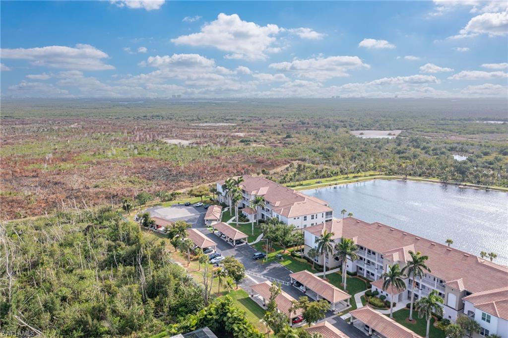 SUTTON WALK - Residential