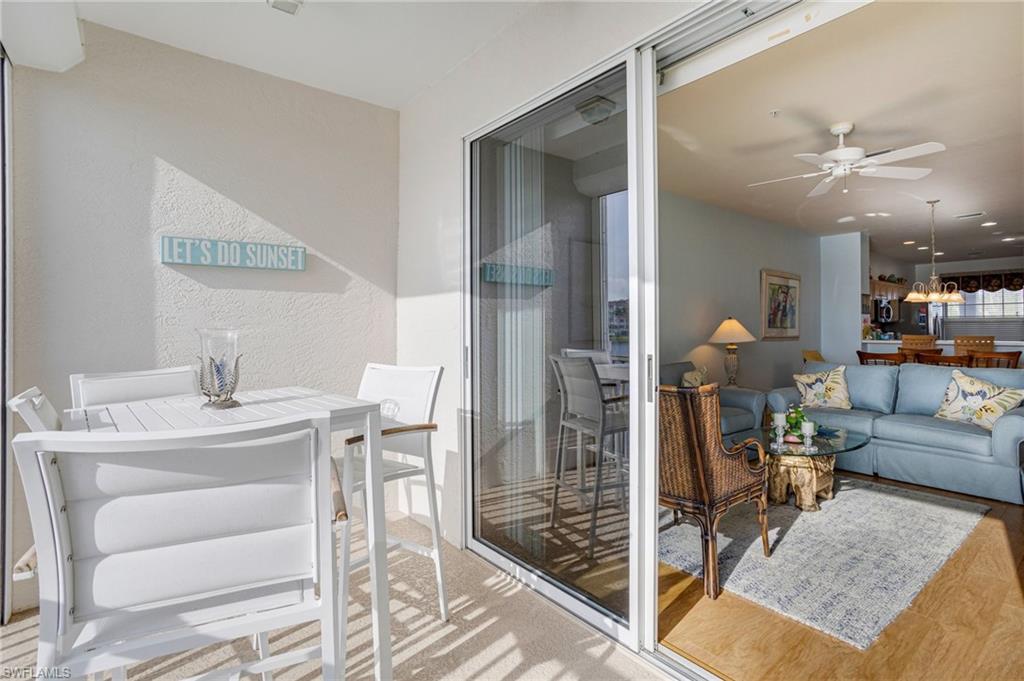 SUTTON WALK - Residential