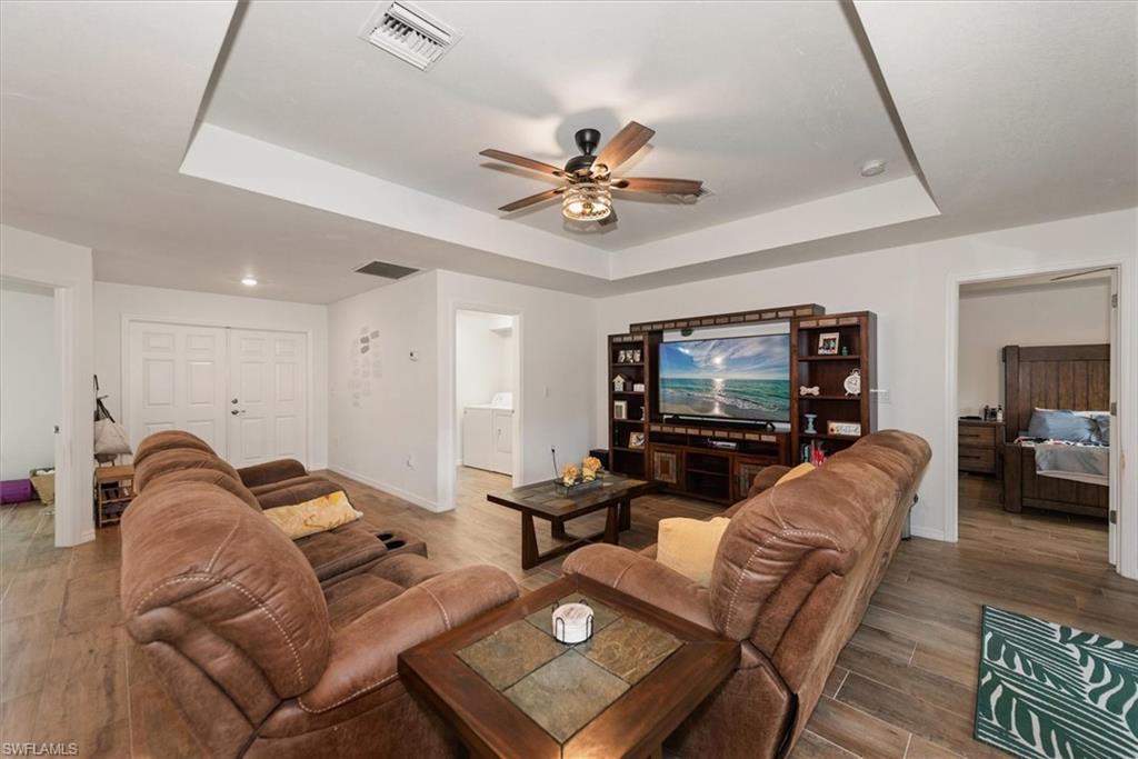 BUCKINGHAM - Residential