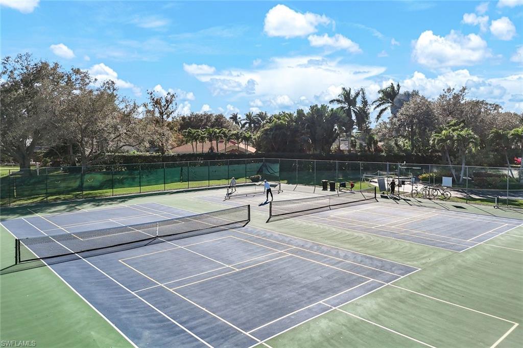 BERKSHIRE LAKES - Residential