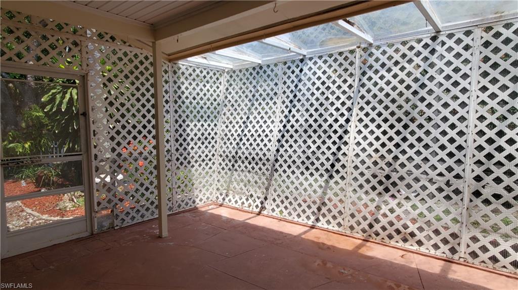 TAHITIAN SHORES - Residential