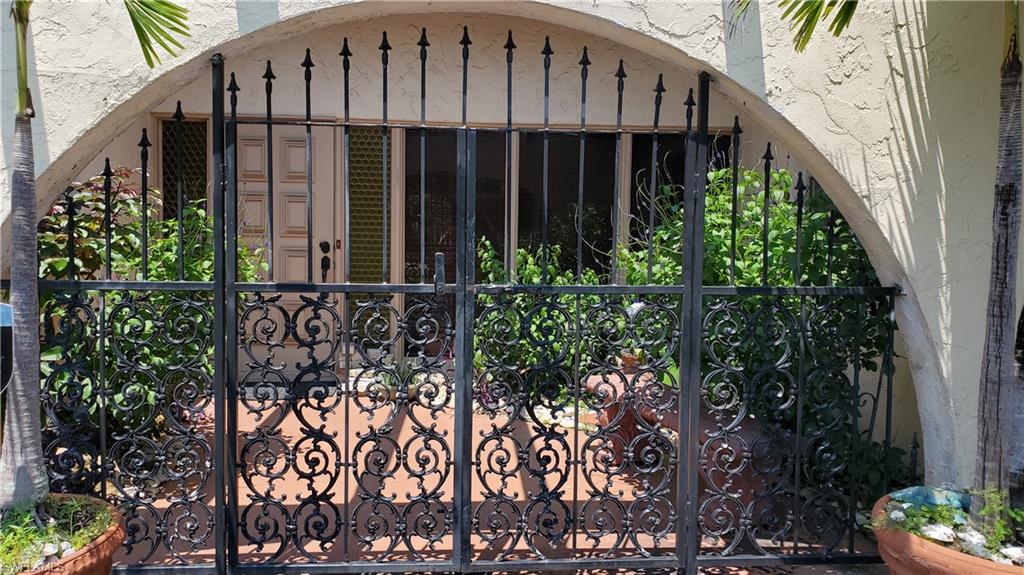 TAHITIAN SHORES - Residential