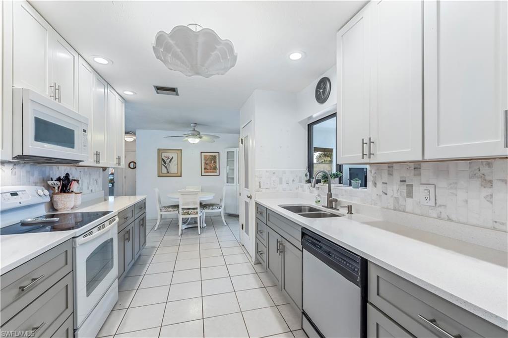 CORONADO MOORS - Residential