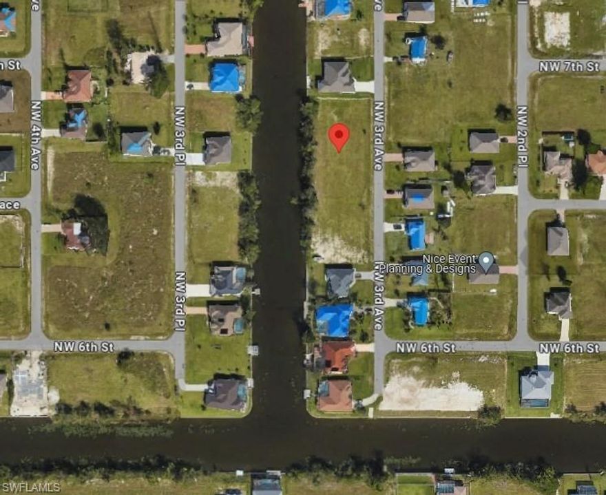 Beautiful Waterfront - Canal Lot with City Water Access
Discover the perfect place to build your dream home on this stunning waterfront lot! Located in a desirable area, this spacious lot offers direct access to the water and features city water already in place, making it easy to get started on your new project.
Whether you're looking to create a tranquil retreat or a vibrant home for entertaining, this prime location offers endless possibilities. Enjoy peaceful water views, serene surroundings, and all the convenience of city utilities.
Don’t miss this rare opportunity—contact us today for more details!