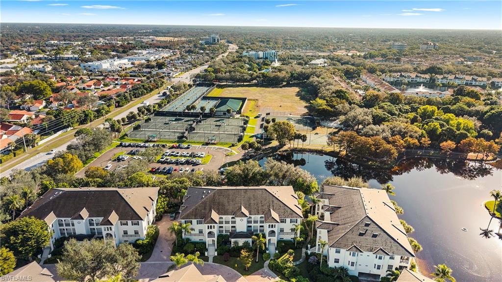 BREAKWATER - Residential