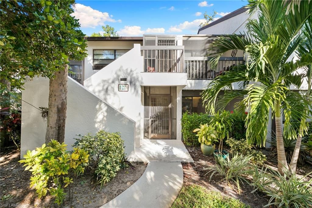 Photo of 1828 Kings Lake BLVD #103, NAPLES, FL 34112 (MLS # 225084423)