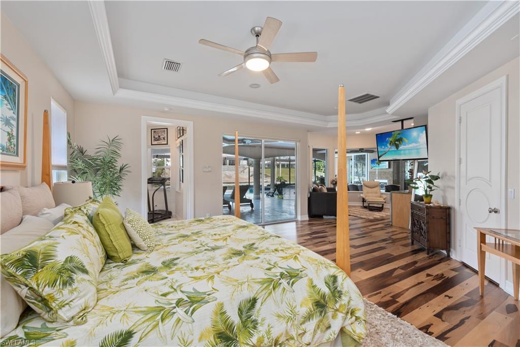 MARCO BEACH - Residential