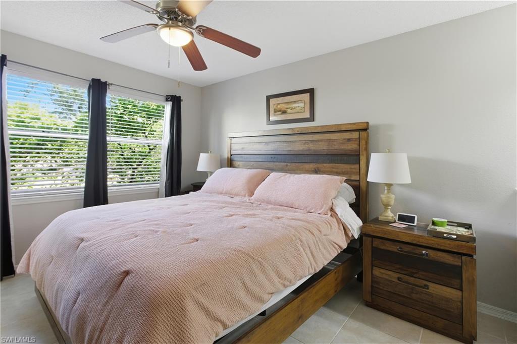 VENETIAN PALMS - Residential