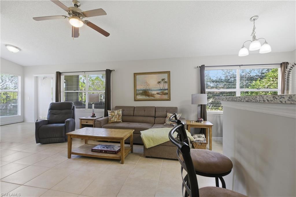 VENETIAN PALMS - Residential