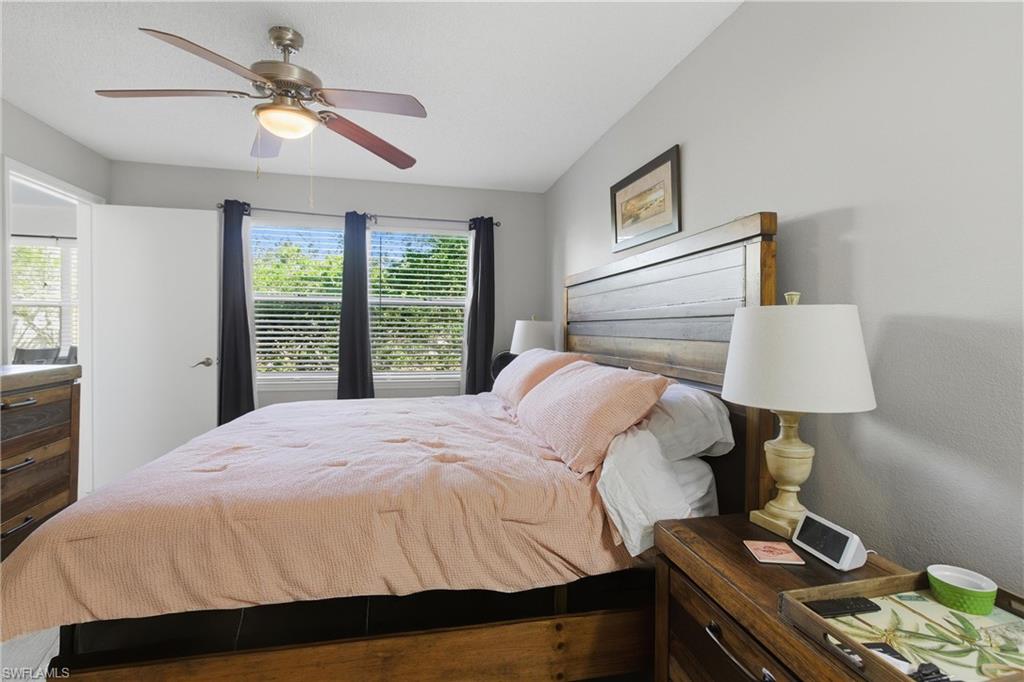 VENETIAN PALMS - Residential