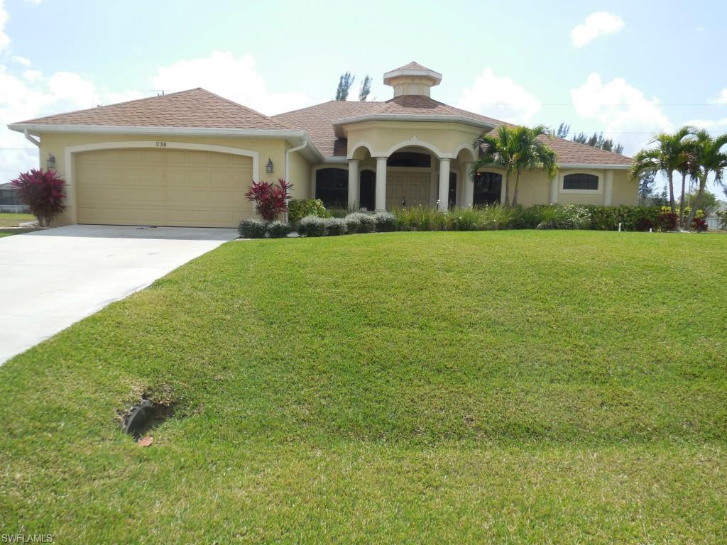 CAPE CORAL - Residential