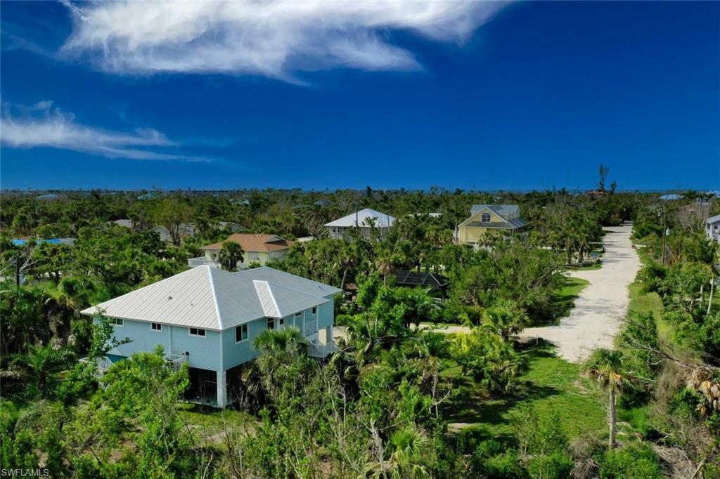 SANIBEL HIGHLANDS - Residential