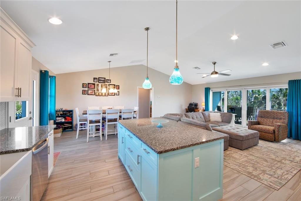 SANIBEL HIGHLANDS - Residential