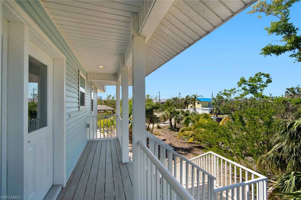SANIBEL HIGHLANDS - Residential