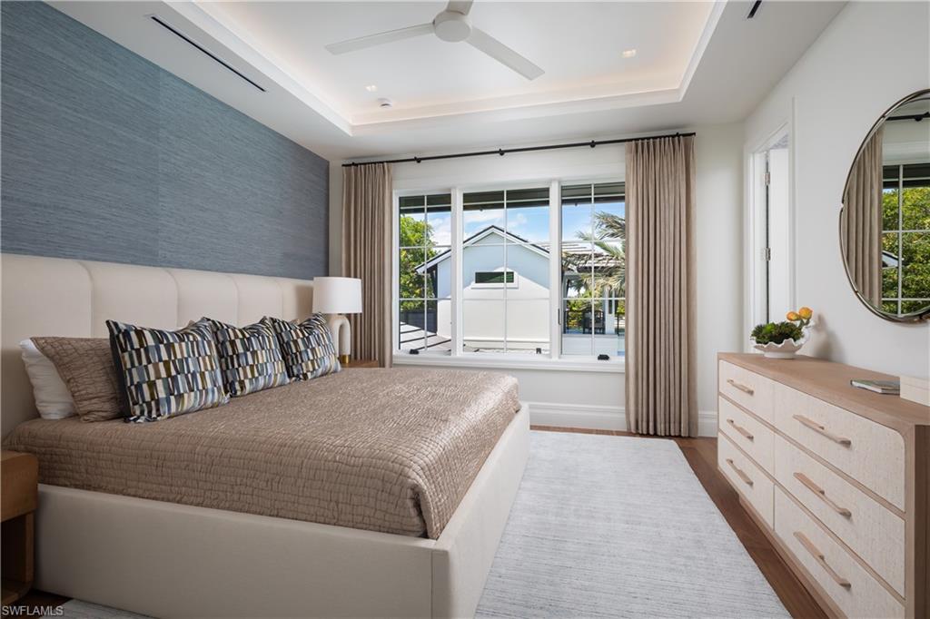 OLDE NAPLES - Residential