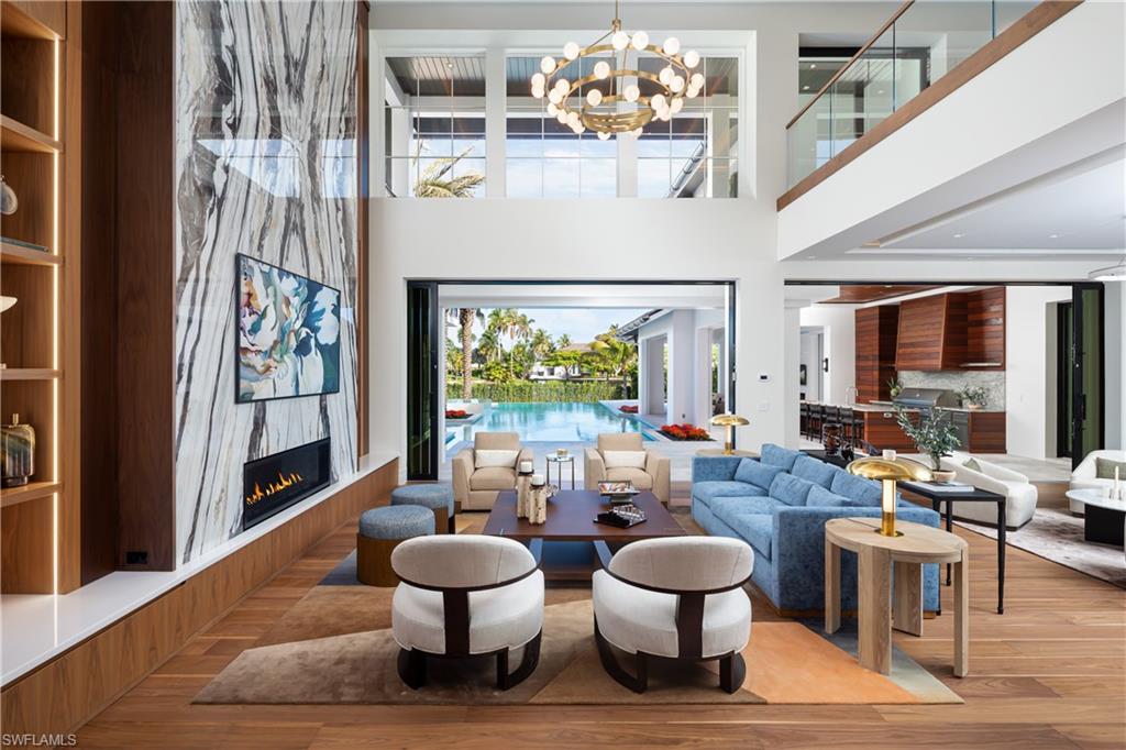 OLDE NAPLES - Residential