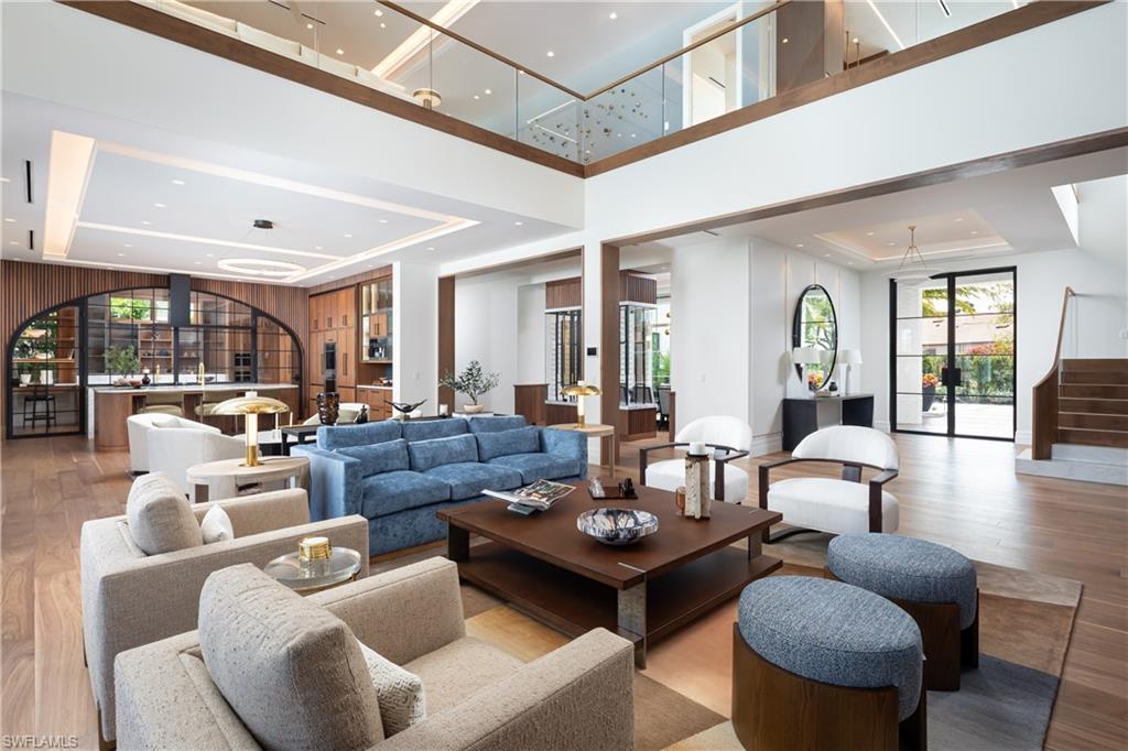 OLDE NAPLES - Residential