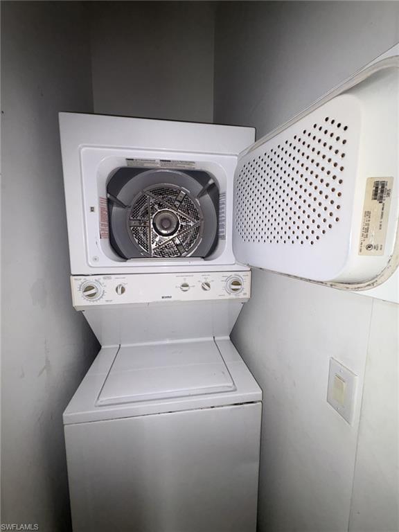 GOLDEN GATE ESTATES - Residential Lease