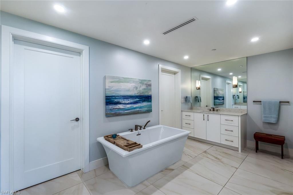 KALEA BAY TOWER 200 - Residential