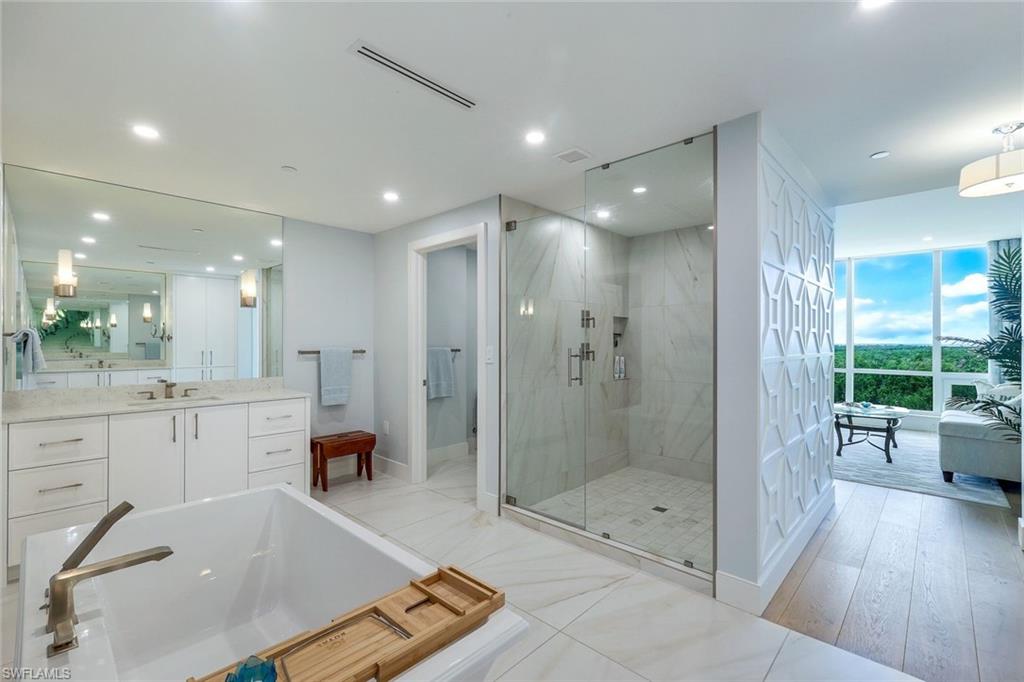 KALEA BAY TOWER 200 - Residential