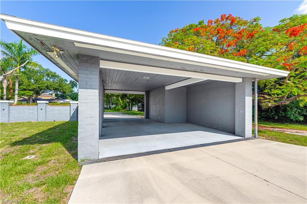 BURTWOOD - Residential