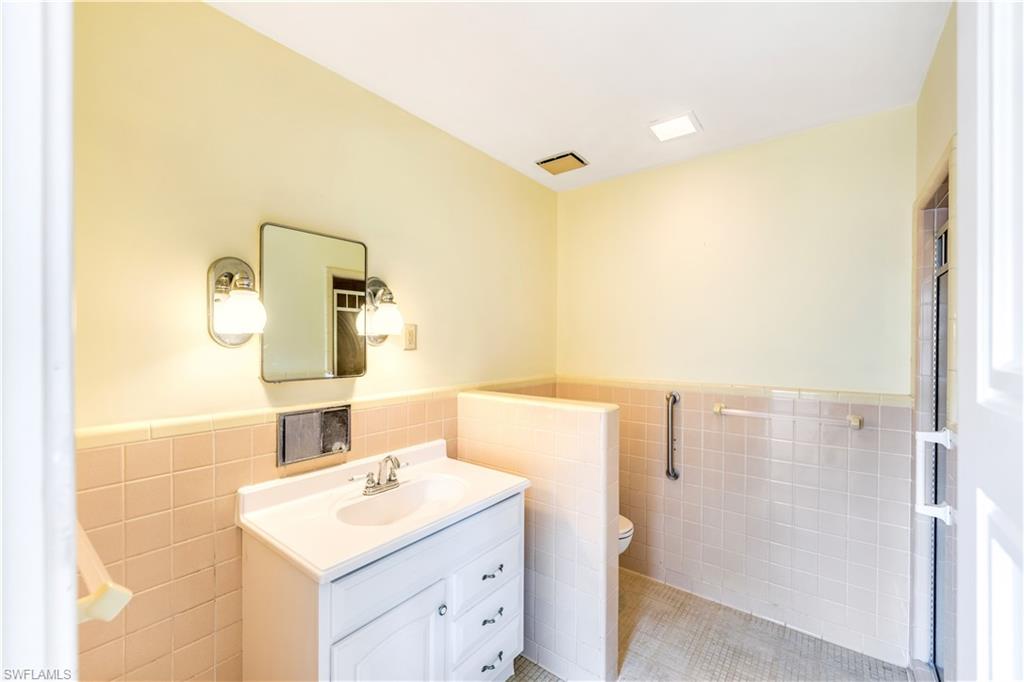 BURTWOOD - Residential