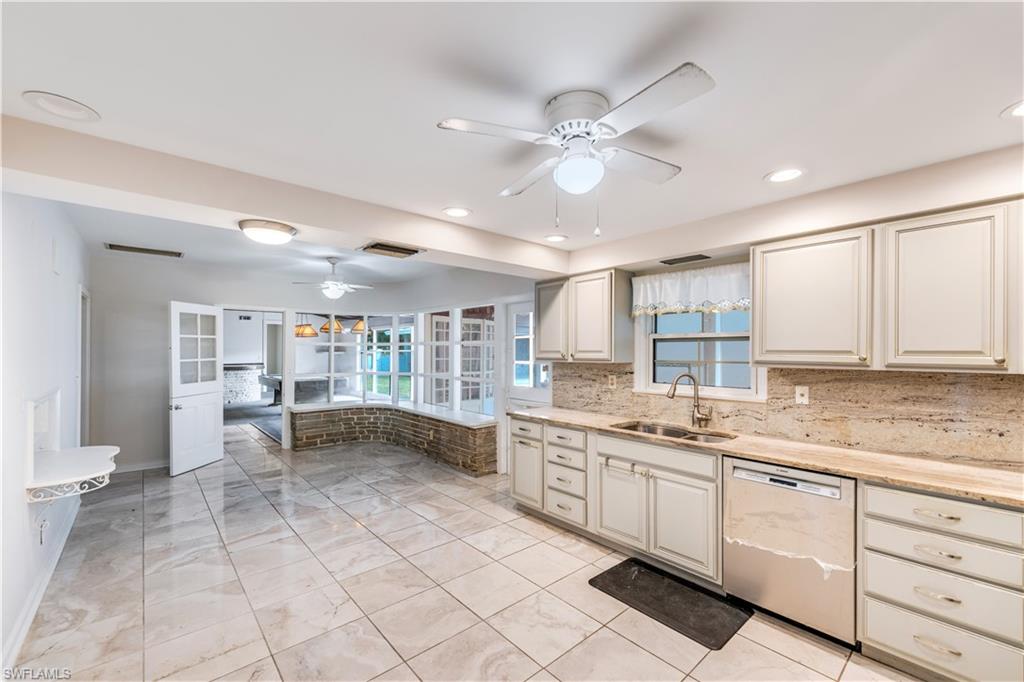 BURTWOOD - Residential