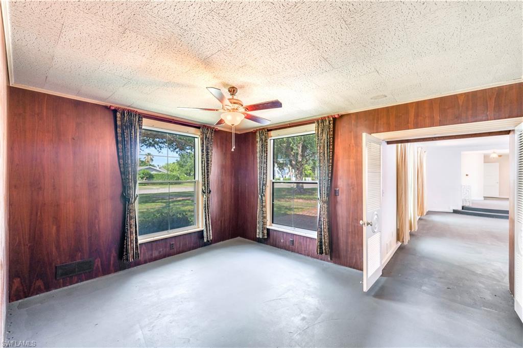 BURTWOOD - Residential