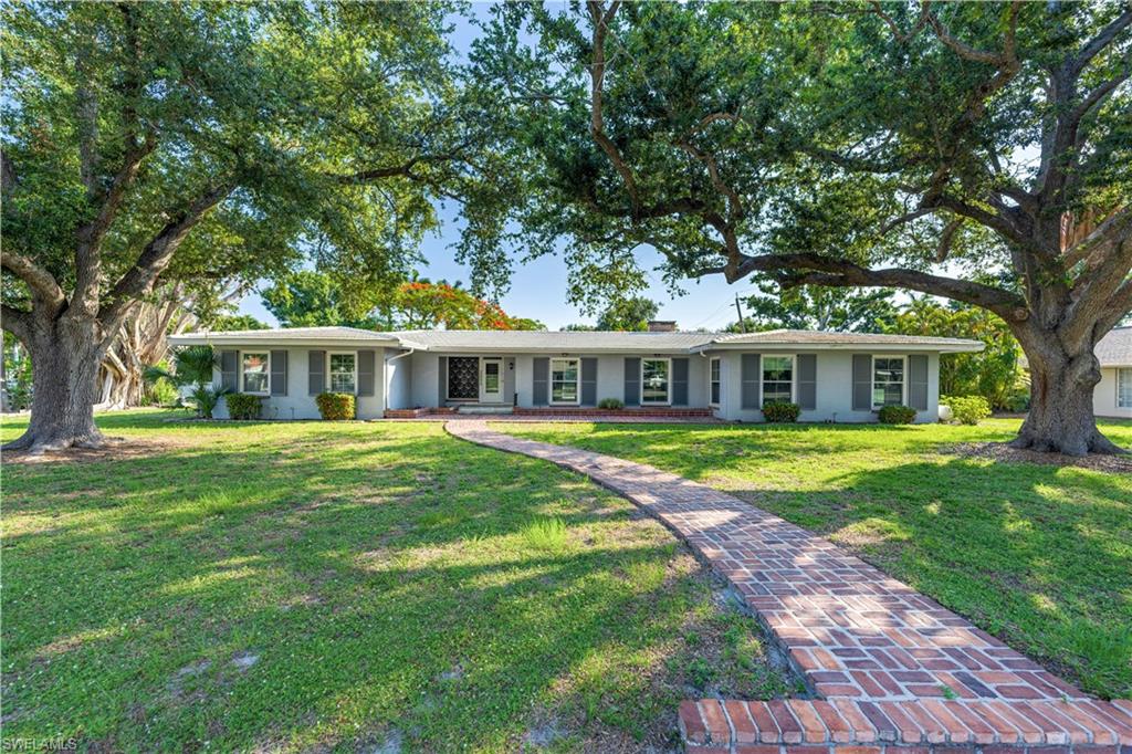 BURTWOOD - Residential