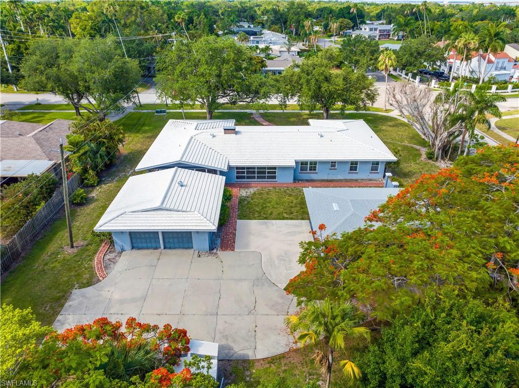 BURTWOOD - Residential