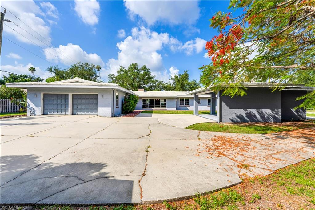 BURTWOOD - Residential