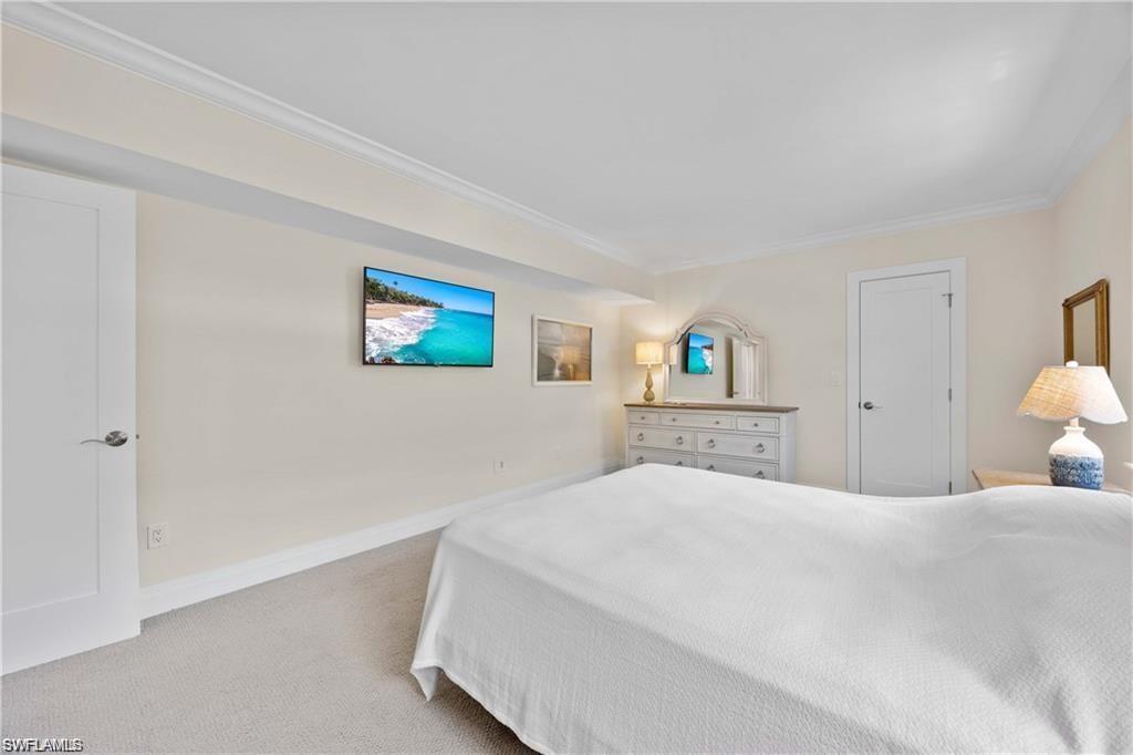 HOLLY GREENS VILLA - Residential Lease