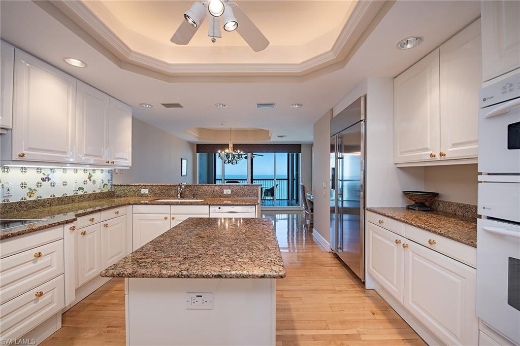 BILTMORE AT BAY COLONY - Residential