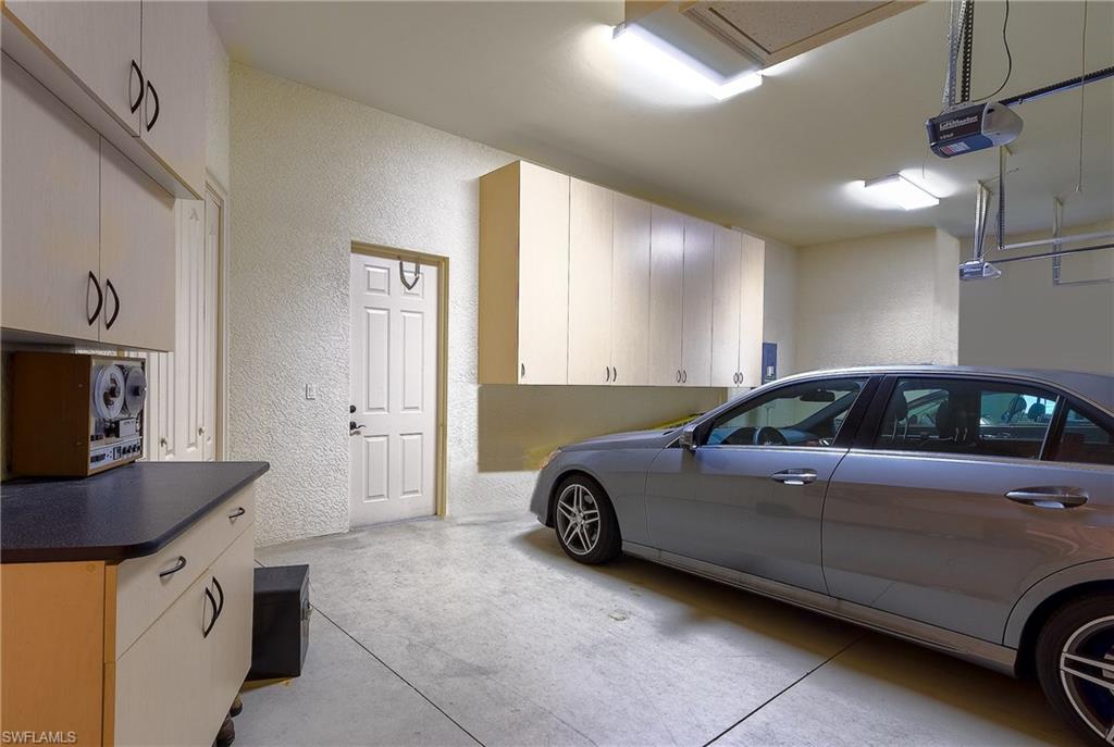 OAKBROOK - Residential