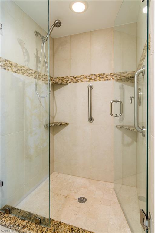 NEW WATERFORD - Residential