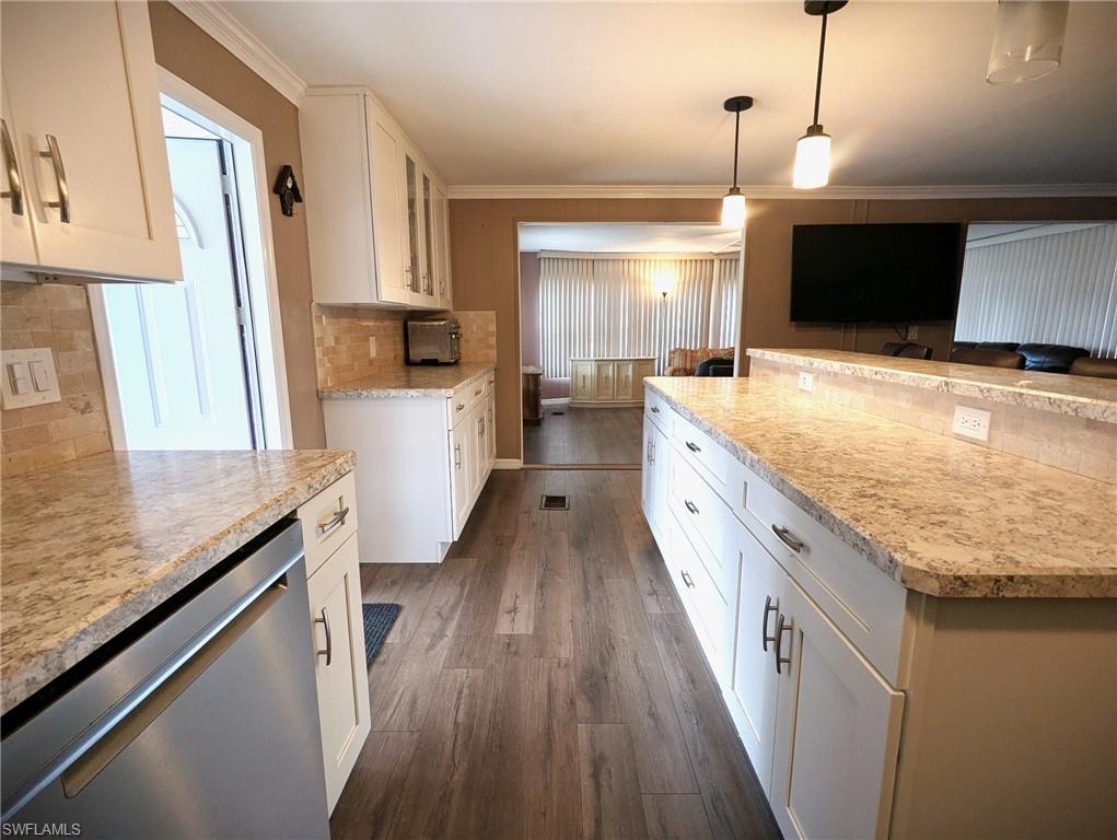 IMPERIAL HARBOR - Residential