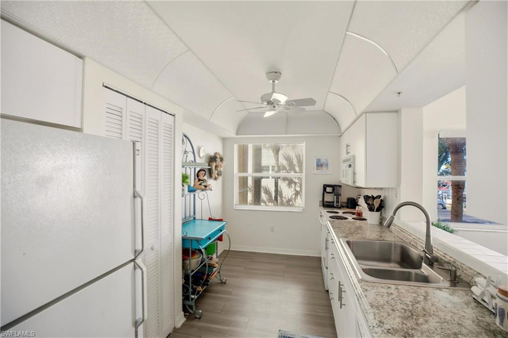 HIBISCUS POINTE - Residential