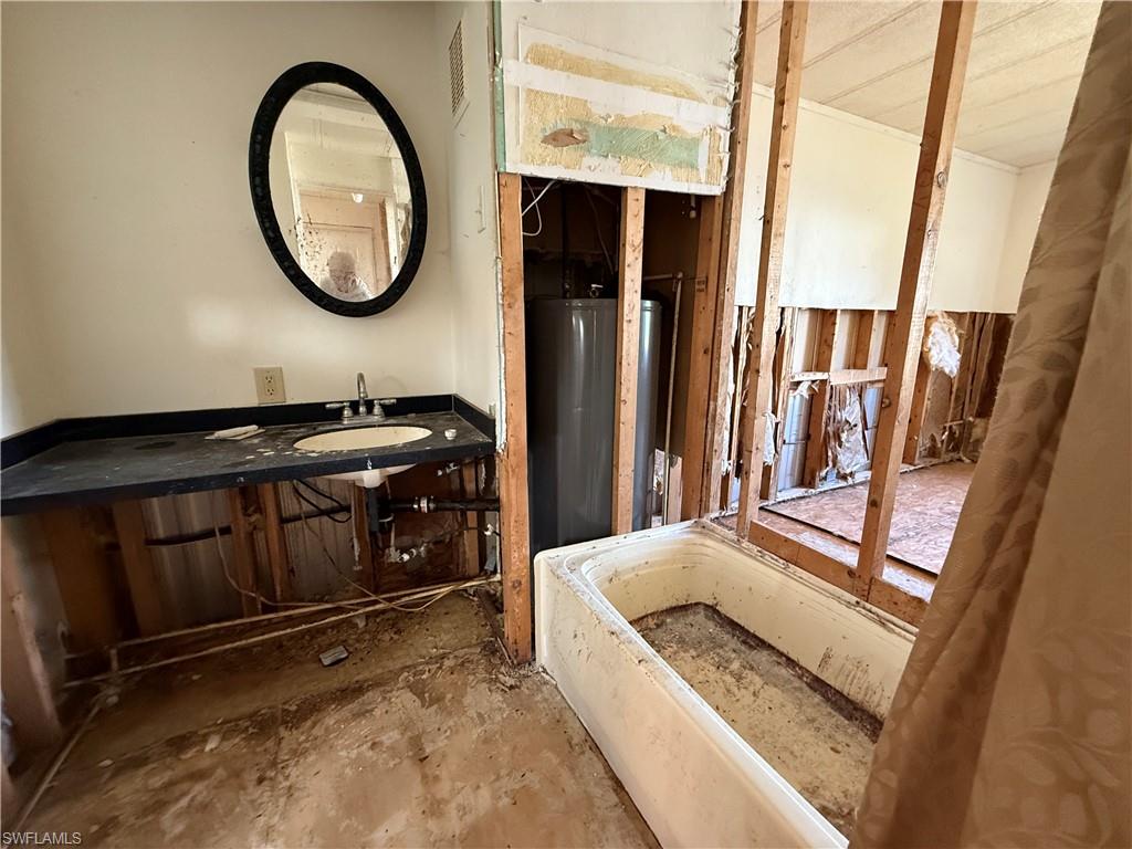 COASTAL ESTATES - Residential