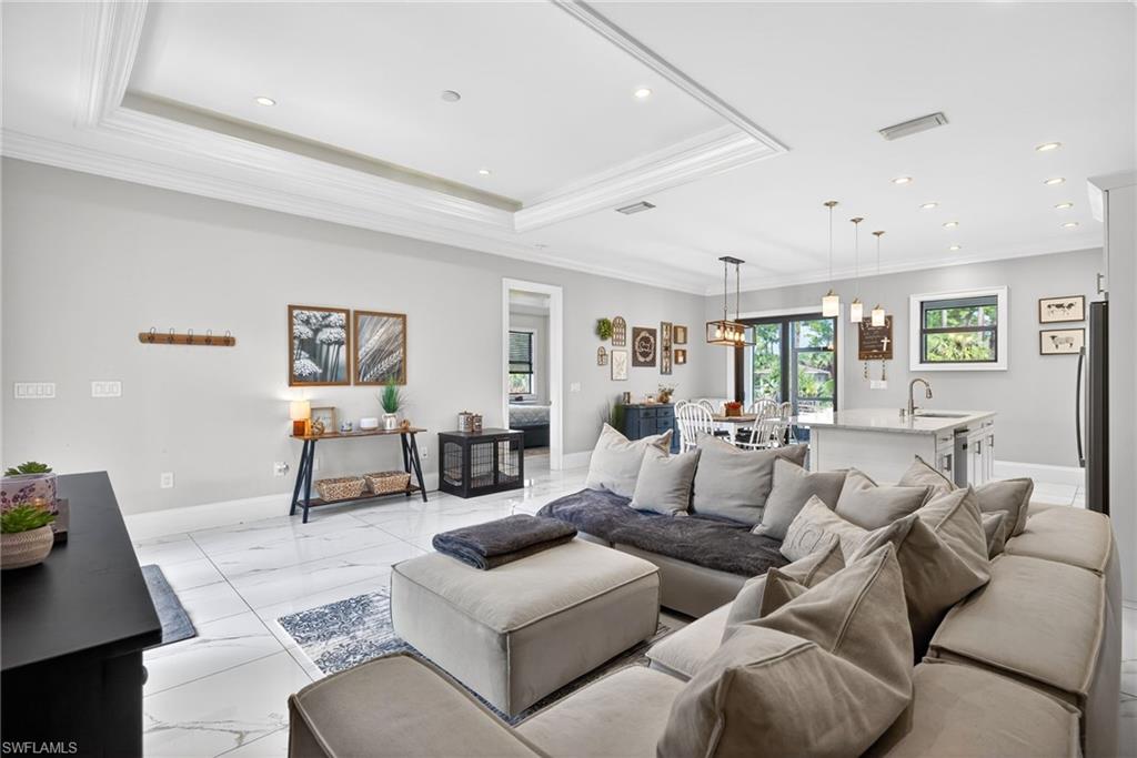 GOLDEN GATE ESTATES - Residential