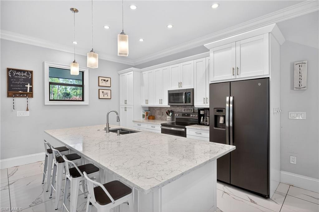 GOLDEN GATE ESTATES - Residential