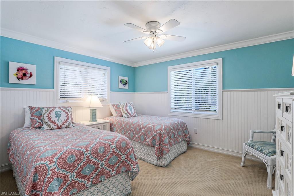 MOORINGS - Residential